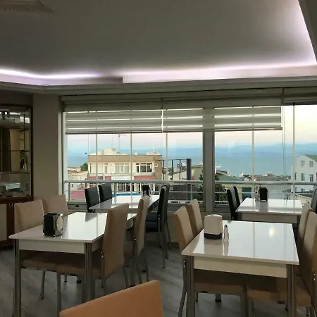 Hotel Otel Goenuel *